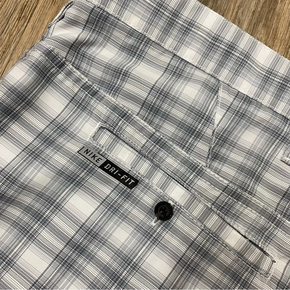 HURLEY Nike DriFit plaid shorts Mens size 36